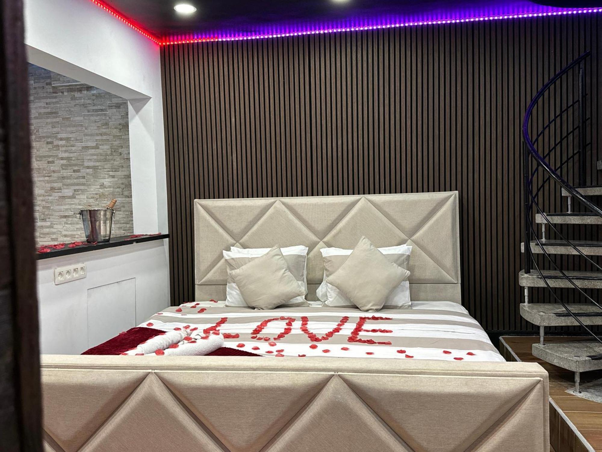 Hotel do amor Bolingo